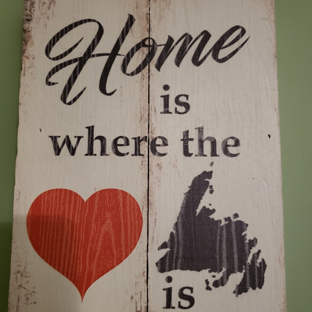 Newfoundland wood sign